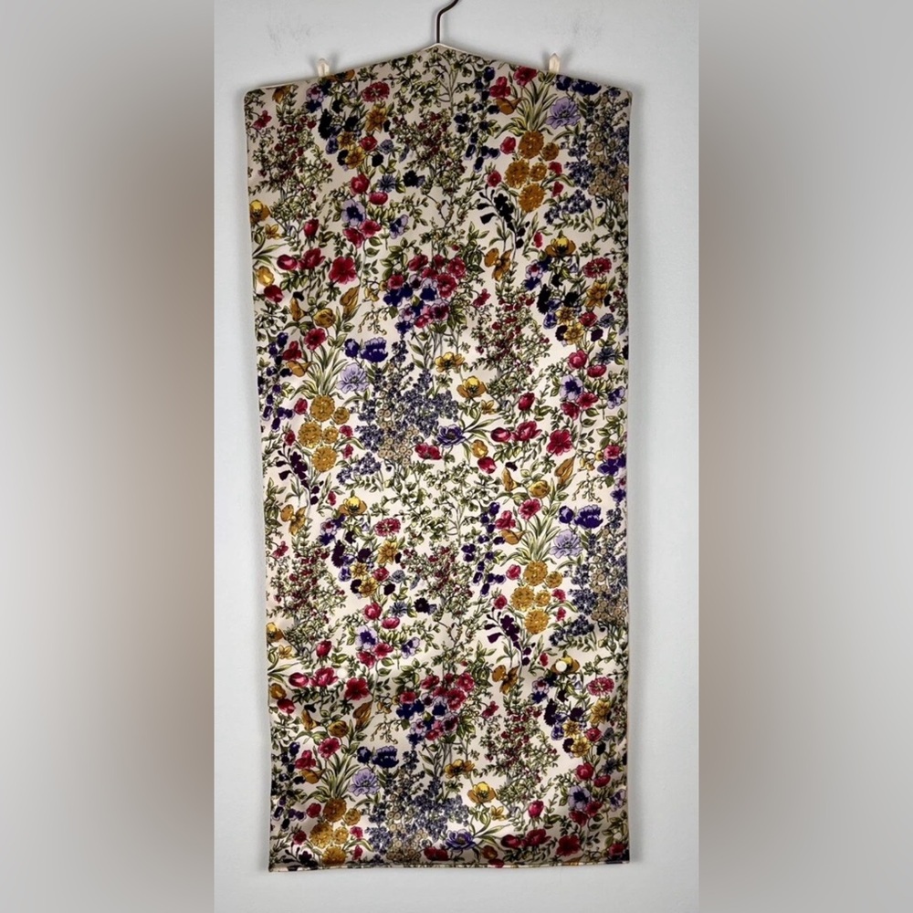 Vintage Jewelry Hanging Holder Floral Patterned